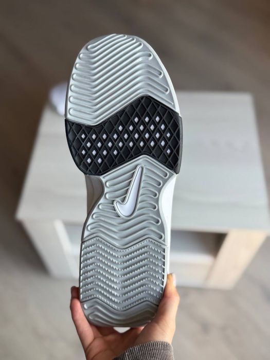 Nike Lebron Witness 45/29