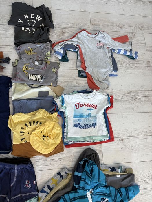 Paka ubrań dla chlopca od 68 H&M pajac Zestaw body