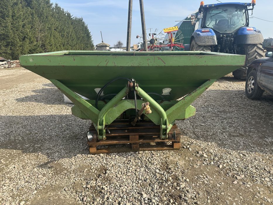 Rozsiewacz amazone za-u 1001