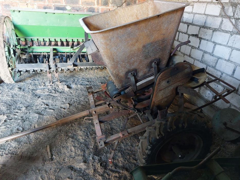 Rozsiewacz nawozów Kos