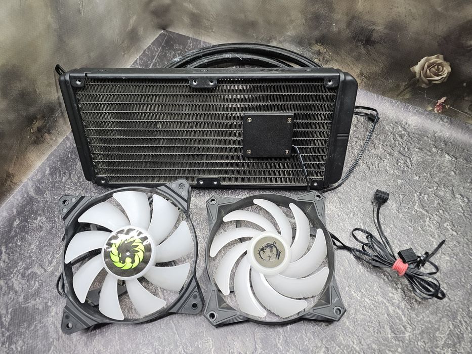 Система рідинного охолодження MSI MAG CoreLiquid 240R V2