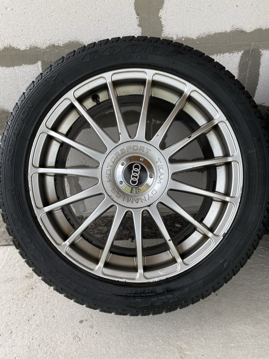 Диски з резиною на AUDI r18