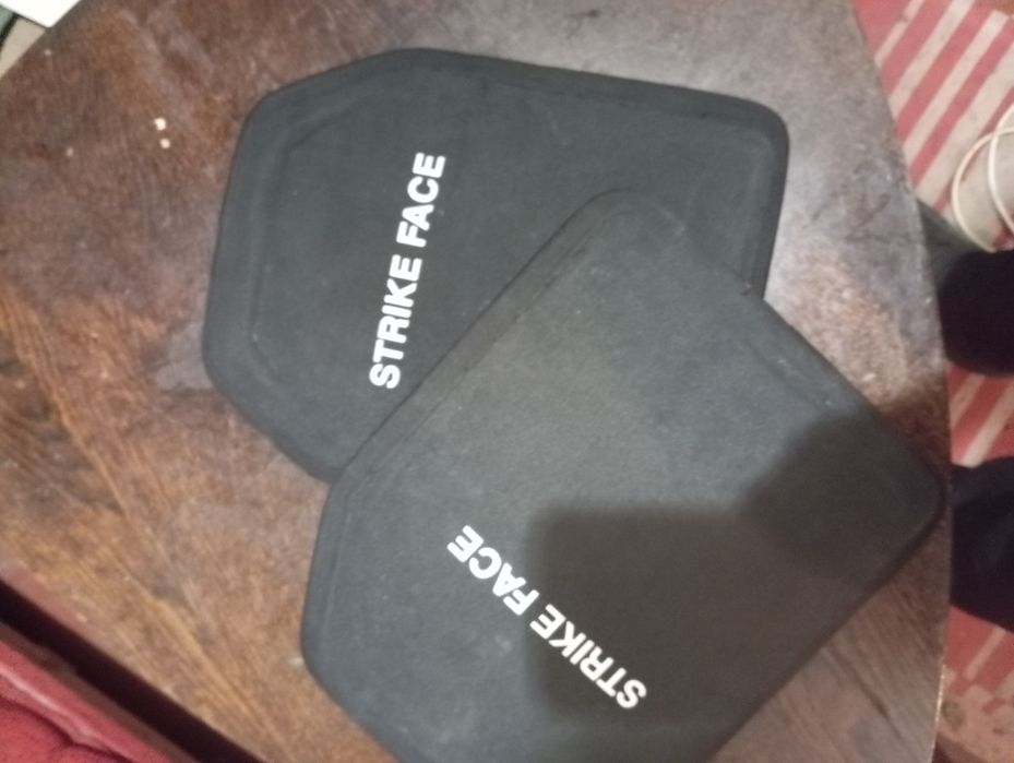 Керамічні плити  6-го