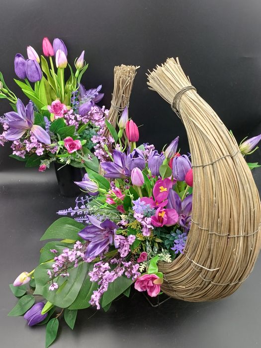 Komplet nagrobny wiosenno -wielkanocny