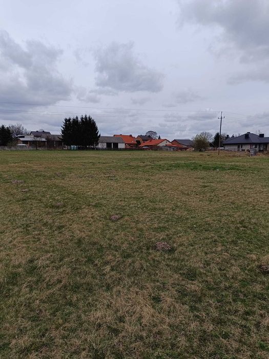 Sprzedam działkę budowlaną 15 arów