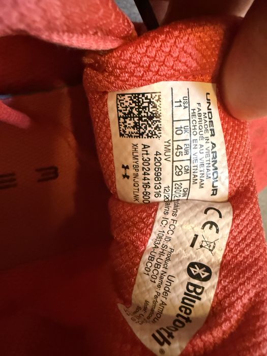 Кроссовки Under Armour 45 р