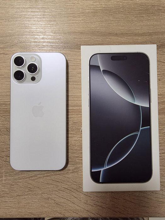 Apple Iphone 16 pro max 1Tb white