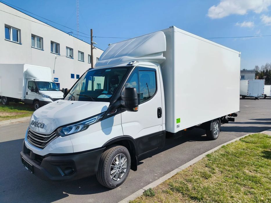 Iveco Daily  Zabudowa kontenerowa / Blyss / dostępna od ręki /
