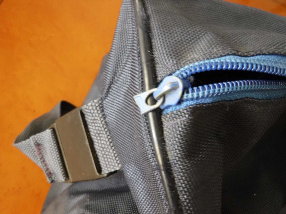 Saco de desporto azul