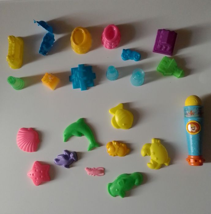 Детские игрушки формочки для пляжа и др.