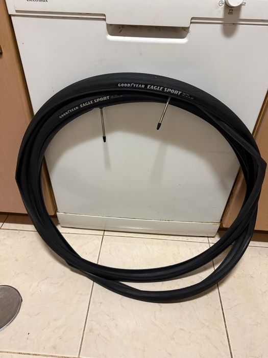 Pneus ciclismo estrada goodyear sport