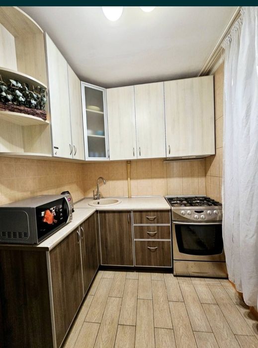 2- к квартира, А.Поля,, Леси  Украинки 21 госпиталь,ул. Старокозацкая