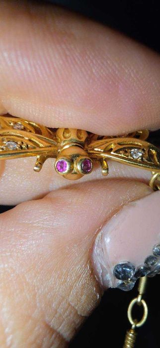 1895 Libélula com olhos de rubi 24k