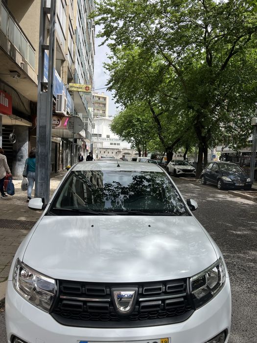 DACIA Sandero II 1.0 SCe Gasolina 73 cv