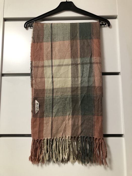 Duży szal szalik oversize Miss Seifrudge