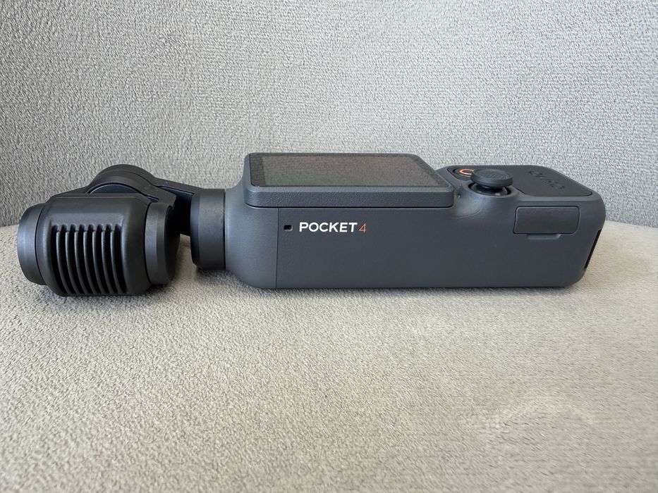 Екшн-камера DJI Osmo Pocket 4 Standard Combo