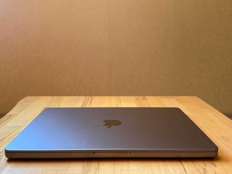 MacBook Pro 14 2021 M1 pro 16/512