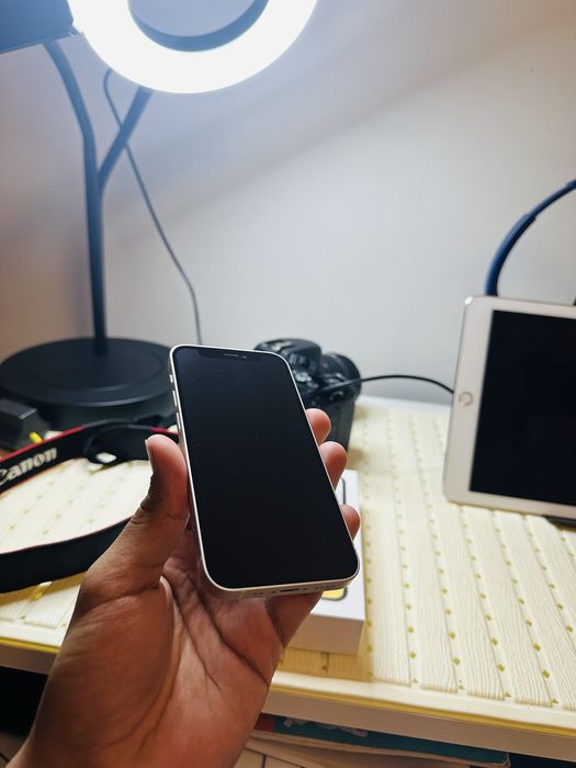 Iphone 12 mini  branco