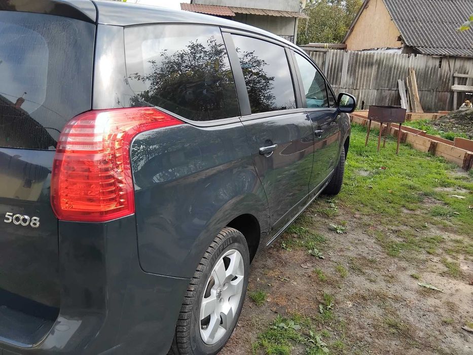 Продаж peugeot 5008 1.6 бензин 2010