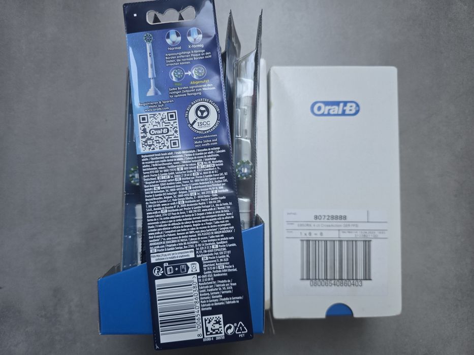 Zestaw wkładek do szczoteczki Oral-B Cross Action  48  sztuk Nowe
