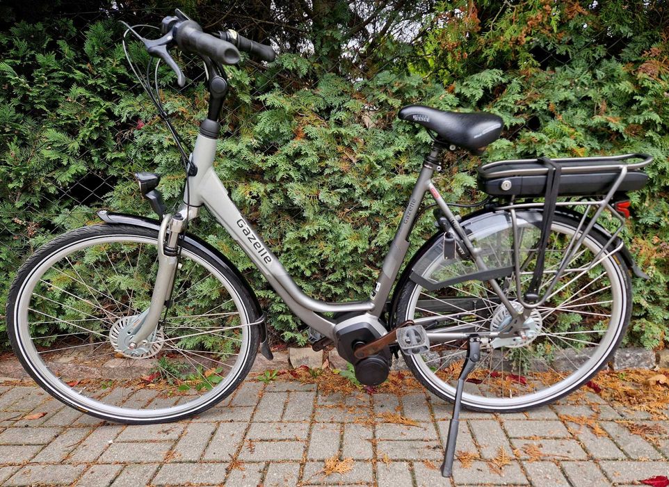 Rower GAZELLA z  wsp elektryczne , wzorcowy stan mały przebieg
2499