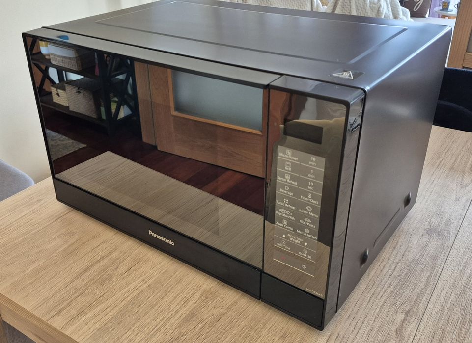 Microondas Panasonic 31L 1000W