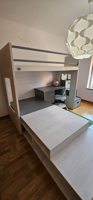 Beliche com secretária