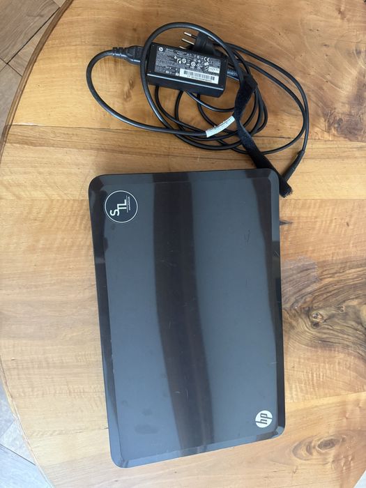 Laptop HP Pavilion g7 (17,3") | AMD A4 | Zasilacz w zestawie | Na części / Do złożenia