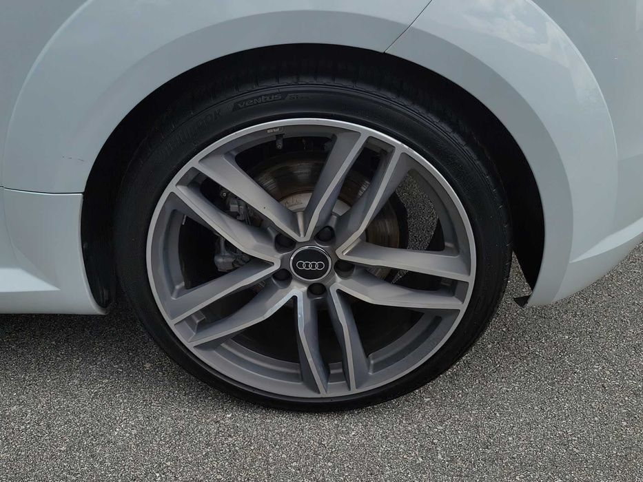 Audi TT quattro      2018