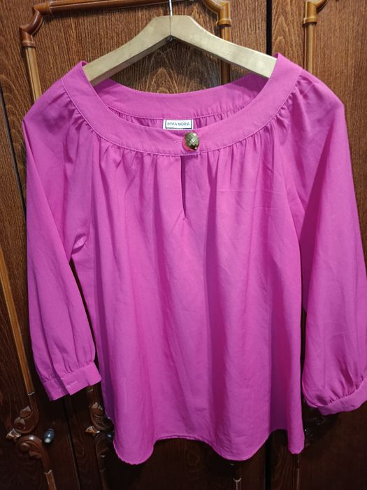 Продам стильные блузки,футболки