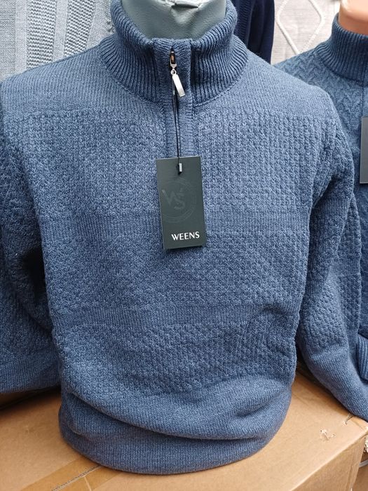 Sweter męski niebieski L.