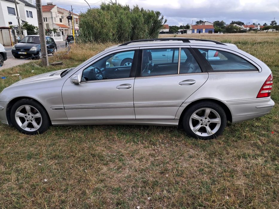 Mercedes-Benz C 200 foto 2