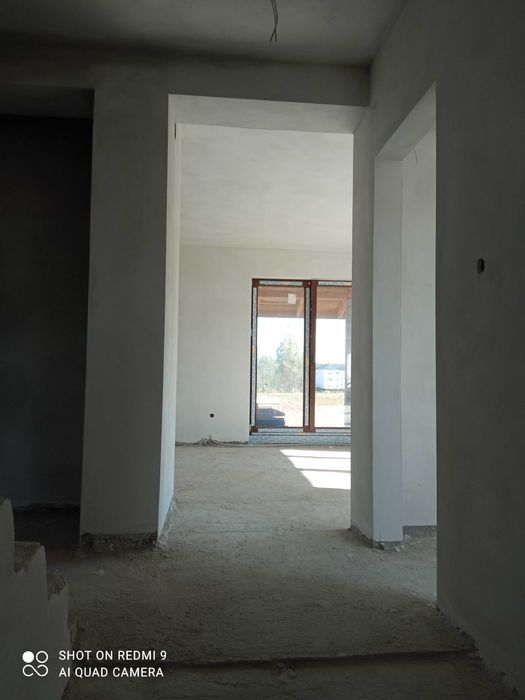 Tynki tradycyjne z betoniarki cementowo-wapienne