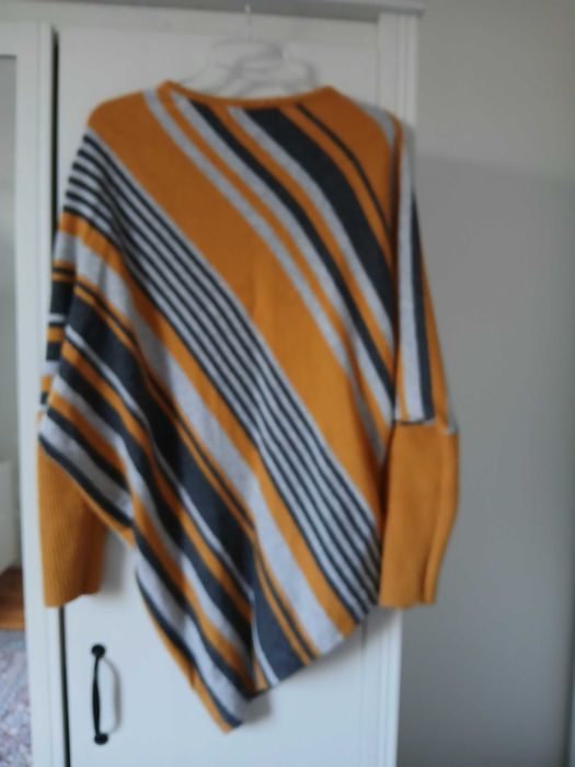 Sweter damski ww kolorowy wzór