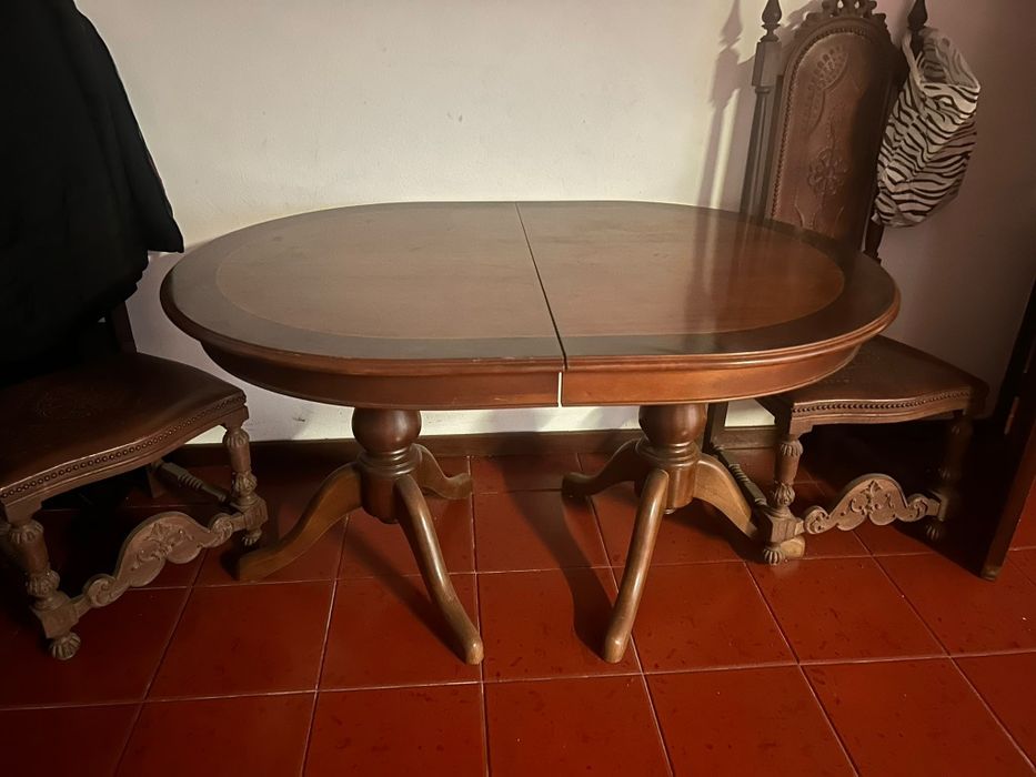 Vendo mesa de madeira