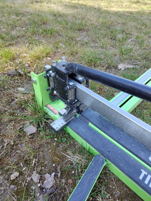 Przecinarka do glazury terakoty gresu