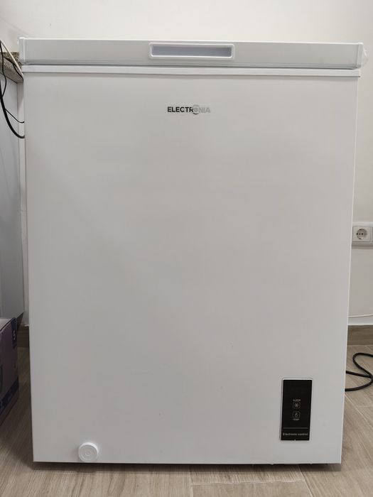 Arca congeladora Electronia 142L