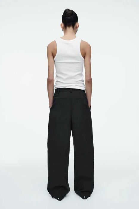 COS – Utility Barrel-Leg Cargo Trousers