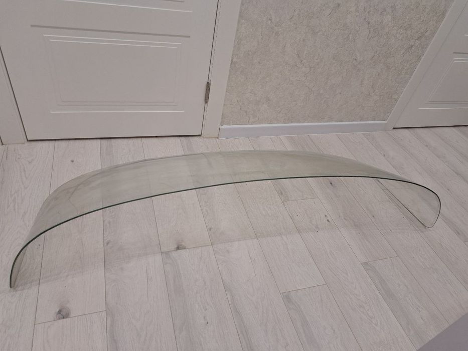 Скло для автобуса заднє вигнуте 43 на 163