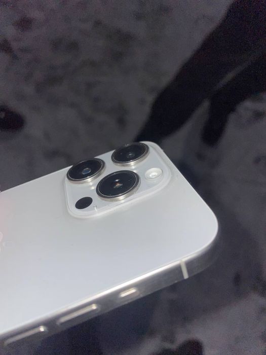 iPhone 15 pro 83% 128гб