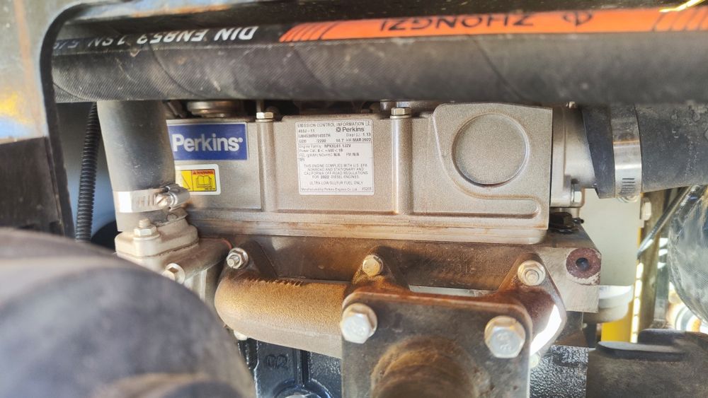 Minikoparka GG1000 PERKINS 3 ŁYŻKI umowa mini koparka