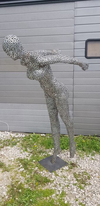 Figura kobiety, Rękodzieło