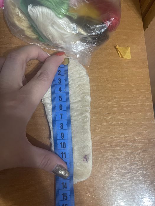 Зимові уги доя дівчинки