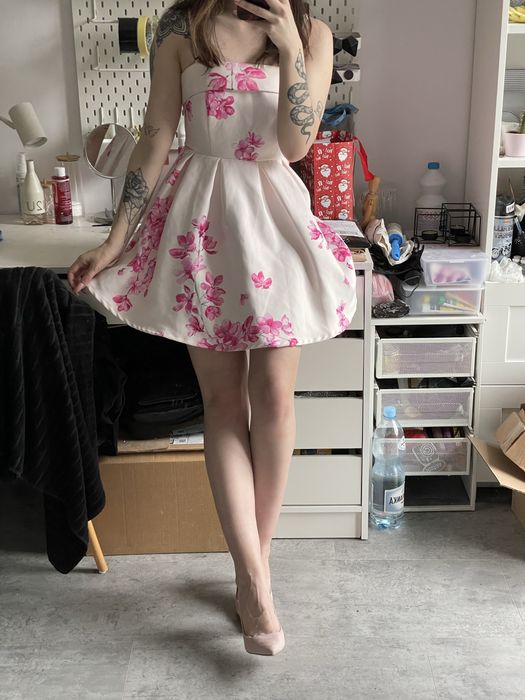 Nowa sukienka Mohito w kwiaty