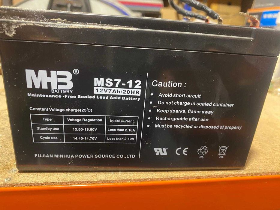 UPS FPS 1000VA - para reparar ou peças