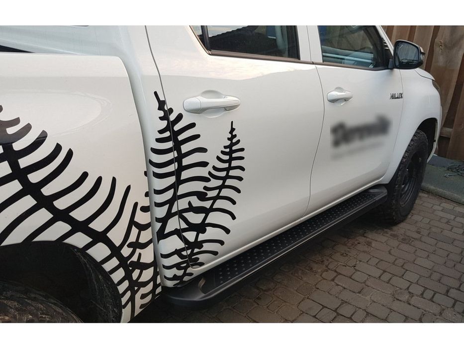 Toyota Hilux 2015- рр. Бокові пороги Allmond Black (2 шт., алюміній)