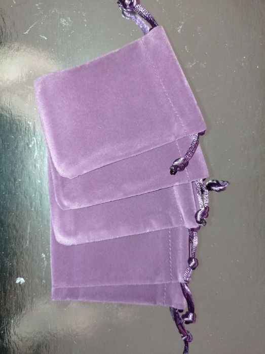 Оксамитові (бархатні) мішечки