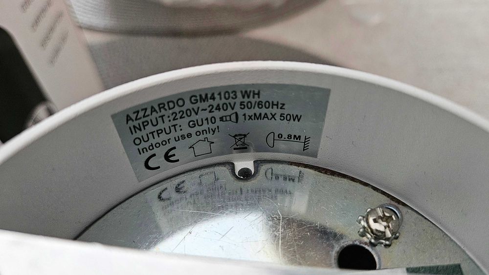 Azzardo Remo lampa natynkowa spot biały matowy z odbłyśnikiem