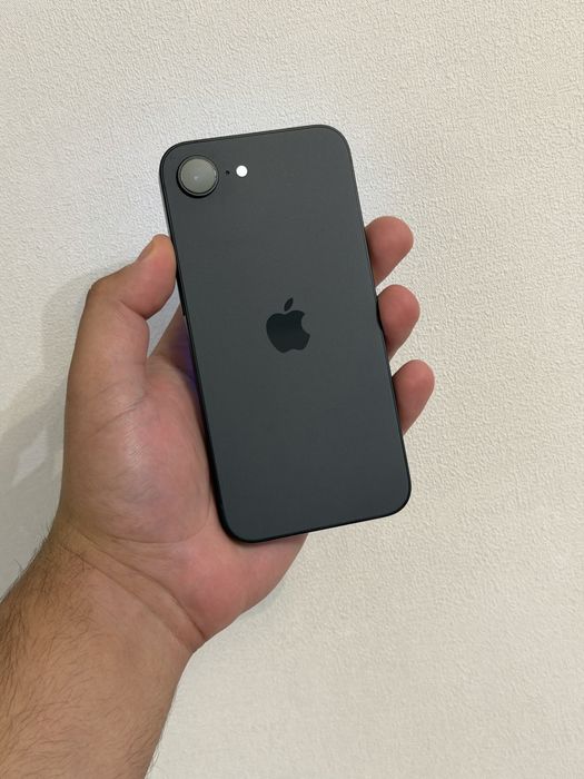 Iphone 16 e , 128 gb , neverlock , 100% акб , Айфон 16 Е , 128 гб неверлок