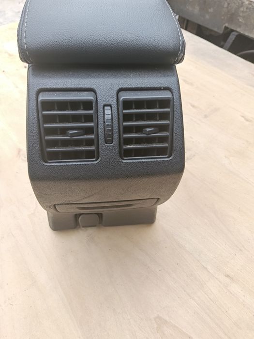 Consola Central / Apoio de braço - Renault Laguna 3 III